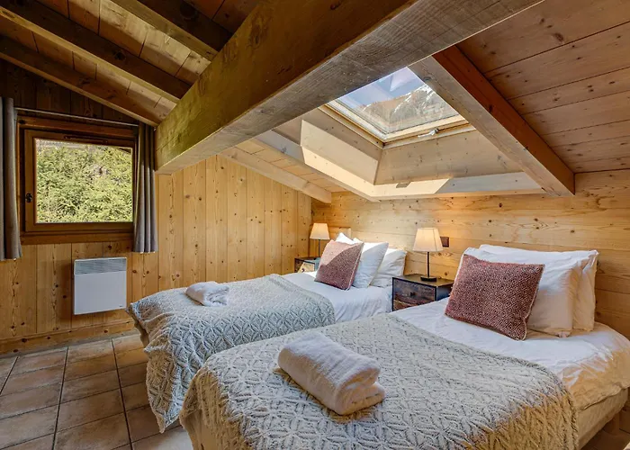 Apartment Soleil, Alpes Agency, Argentiere, Sleeps 9 * Chamonix