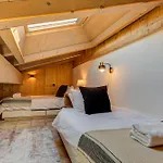 Soleil, Alpes Agency, Argentiere, Sleeps 9