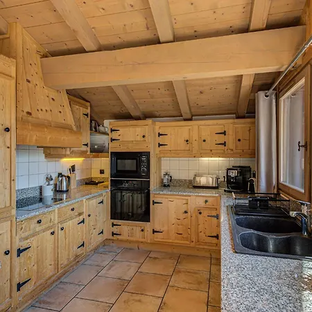 Soleil, Alpes Agency, Argentiere, Sleeps 9 *
