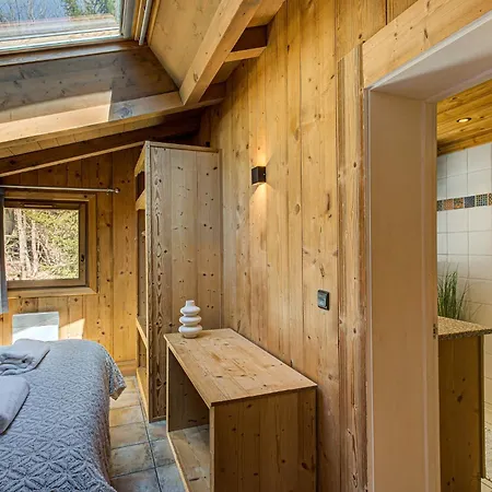 Soleil, Alpes Travel, Argentiere, Sleeps 9