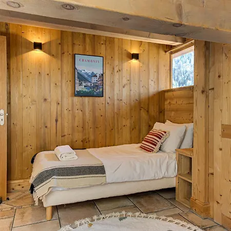 Apartment Soleil, Alpes Travel, Argentiere, Sleeps 9 Chamonix