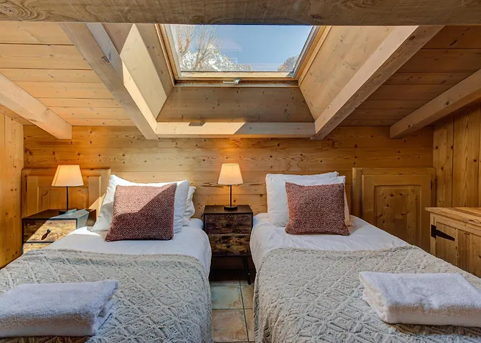 Soleil, Alpes Travel, Argentiere, Sleeps 9 *