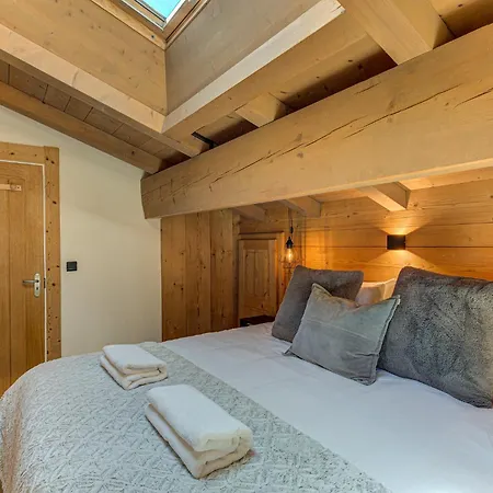 Soleil, Alpes Agency, Argentiere, Sleeps 9 * Шамоні