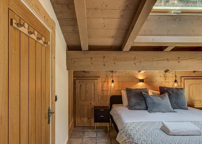 Apartment Soleil, Alpes Agency, Argentiere, Sleeps 9