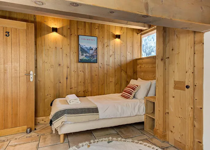 Apartamento Apartment Soleil, Alpes Agency, Argentiere, Sleeps 9 Chamonix